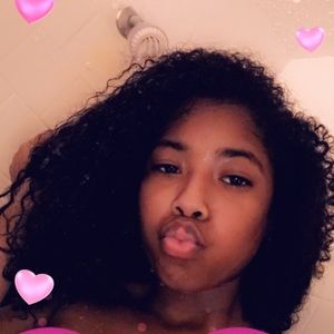 Meet your Posher, Ashlee